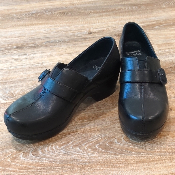 Dansko Black Mules Comfortable Leather Clogs Women's sz 38 Euro (8 US) 📢NICE!📢 - Picture 1 of 13